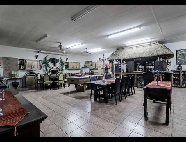 3,400M² SMALLHOLDING FOR SALE IN GROOTVALY